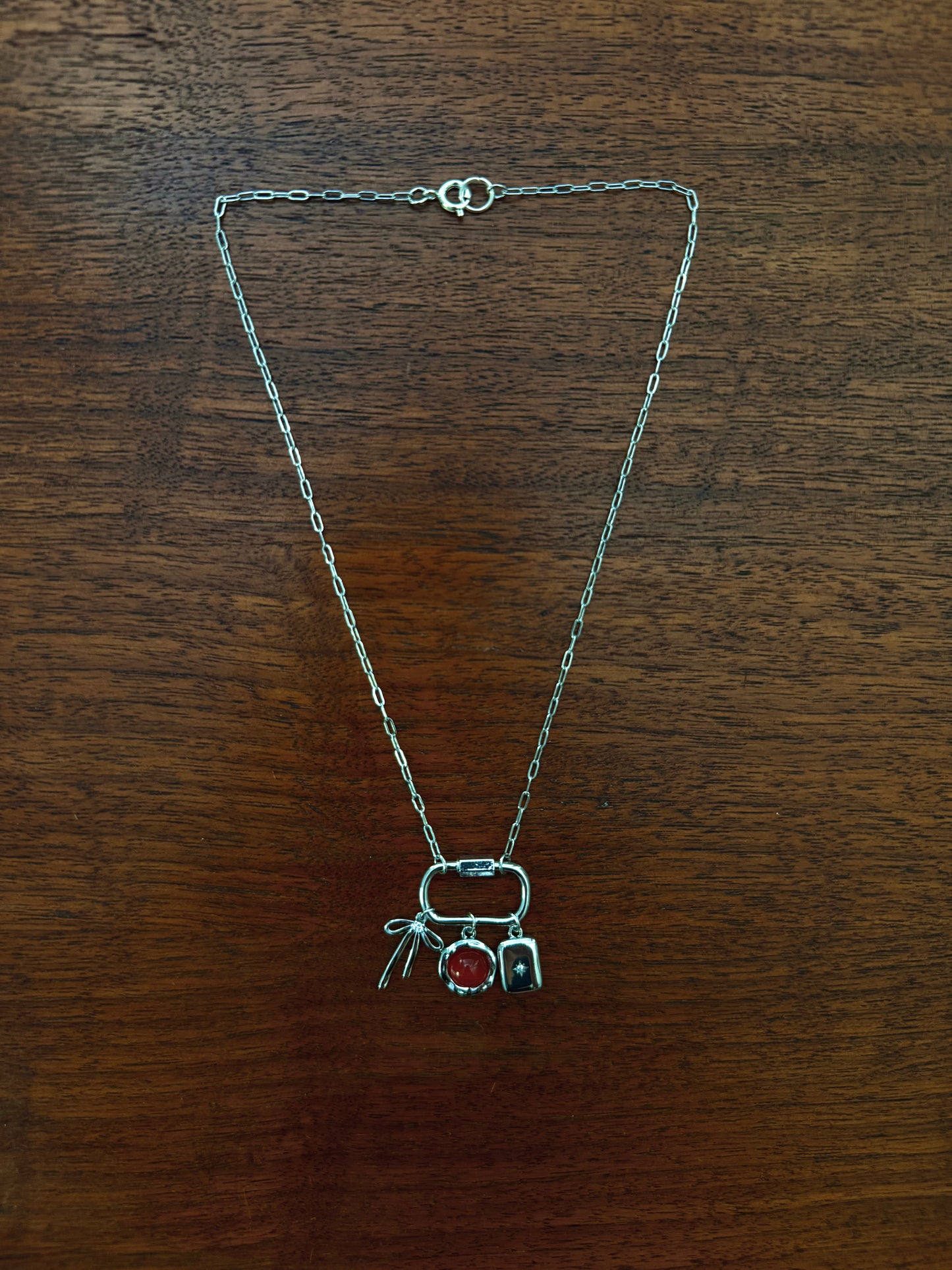 CARNELIAN CARABINER