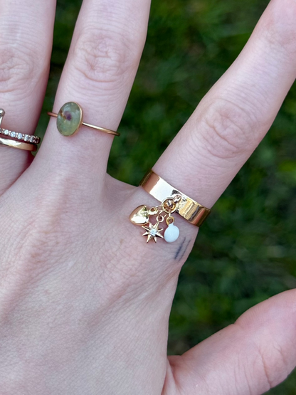 CUSTOMIZABLE CHARM RING