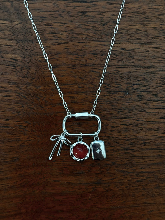 CARNELIAN CARABINER